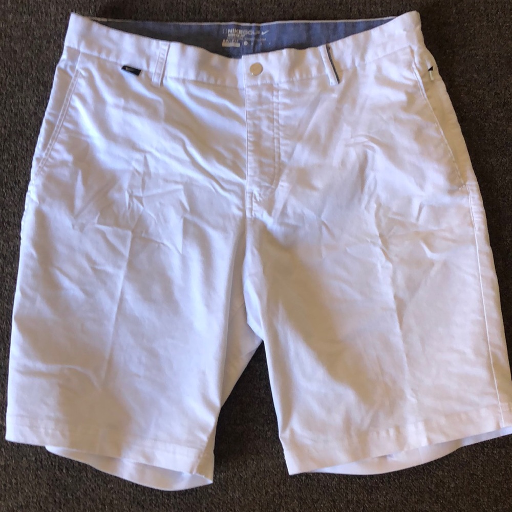 Nike men’s shorts. New. 34